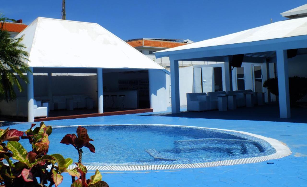 Hotel Maracas פונטה קאנה מראה חיצוני תמונה