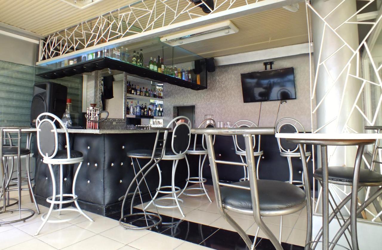 Hotel Maracas פונטה קאנה מראה חיצוני תמונה
